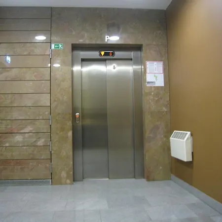 Lejlighed Lux 70 M² Apt. & Free Garage Parking